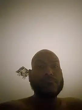 Snapshot of Mrnutella chatting on February 24, 9:31 pm Mrnutella online show from February 24, 9:31 pm