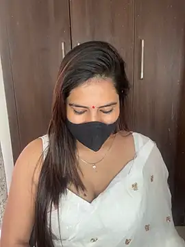 Sexy Madhuri Bhabhi online show from March 26, 5:46 am