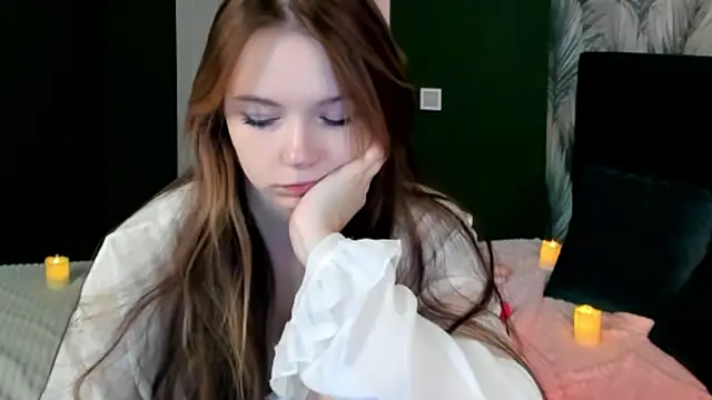 boozekirs  online show from March 12, 6:07 am