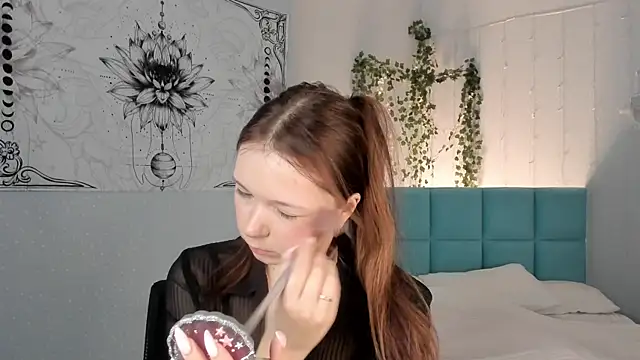 boozekirs  online show from March 19, 3:10 am