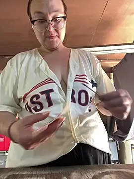 HTXBELLE online show from February 28, 6:53 pm