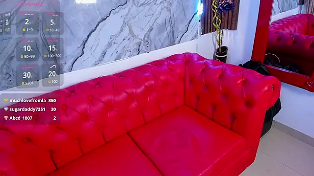 Snapshot of Guxplo_ chatting on March 21, 11:23 pm Guxplo  online show from March 21, 11:23 pm