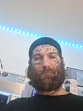 Snapshot of AmerikanDadd317 chatting on March 6, 3:25 am AmerikanDadd317 online show from March 6, 3:25 am