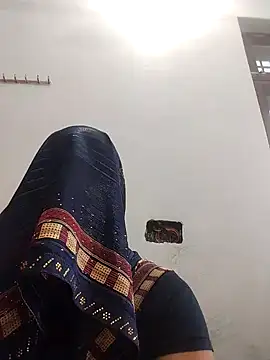 indian couple4 online show from February 18, 9:54 am