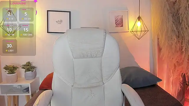 iiangel  online show from October 2, 3:13 am