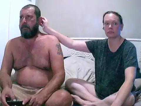 Snapshot of redsparrowXxXx chatting on February 23, 7:22 pm redsparrowXxXx online show from February 23, 7:22 pm