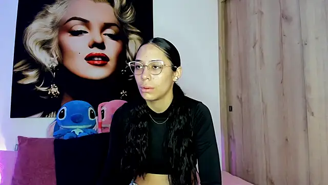 TANIA 06 online show from September 25, 1:15 pm