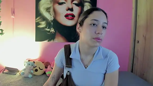 TANIA 06 online show from July 6, 1:08 pm