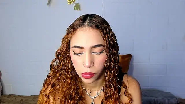 LiaHansson online show from November 10, 5:34 pm