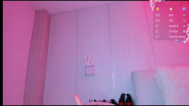 sasha riverss online show from October 18, 7:58 pm