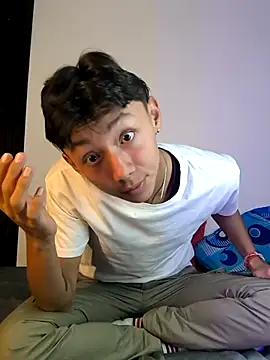 Snapshot of Andres_Sebas chatting on February 24, 3:42 pm Andres Sebas online show from February 24, 3:42 pm