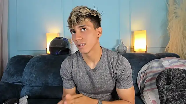 Allex Cano online show from March 4, 9:51 am