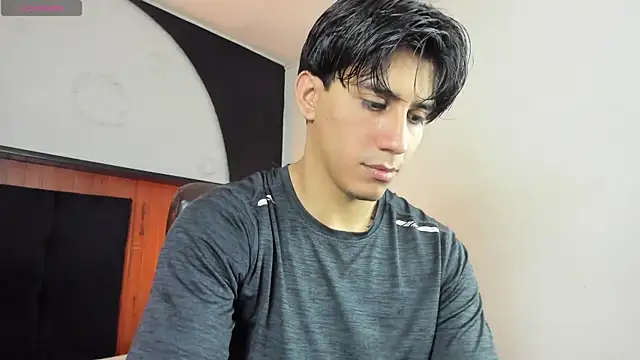 Allex Cano online show from March 8, 9:18 pm