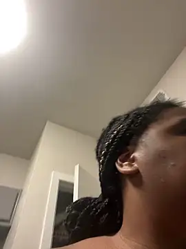 Deshay30 online show from October 19, 10:10 pm