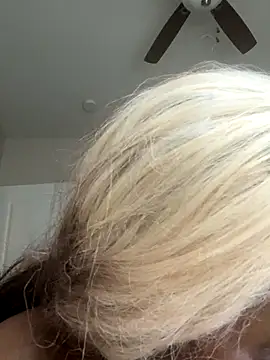 Deshay30 online show from November 7, 9:37 pm