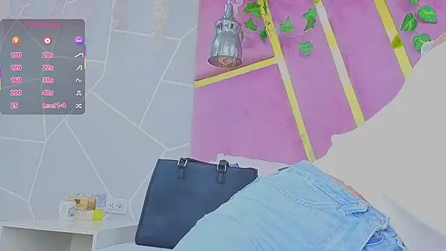 EmmyCortez online show from September 13, 11:43 am