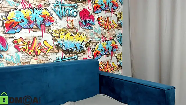 Sandra Wi1son online show from September 28, 1:00 am