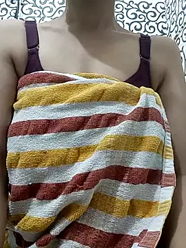 Snapshot of starofthelife chatting on March 12, 5:57 am starofthelife online show from March 12, 5:57 am