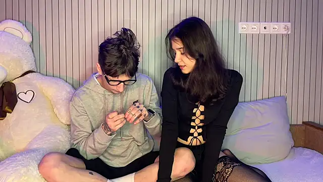 baby lesi online show from March 15, 6:14 pm