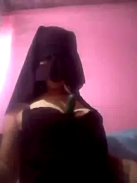 Snapshot of -Zomord chatting on February 23, 11:11 am -Zomord online show from February 23, 11:11 am