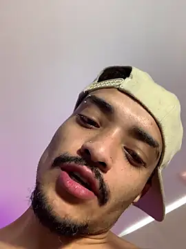 eross chipre  online show from December 4, 7:55 pm