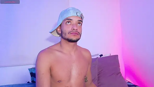 eross chipre  online show from January 19, 2:04 am