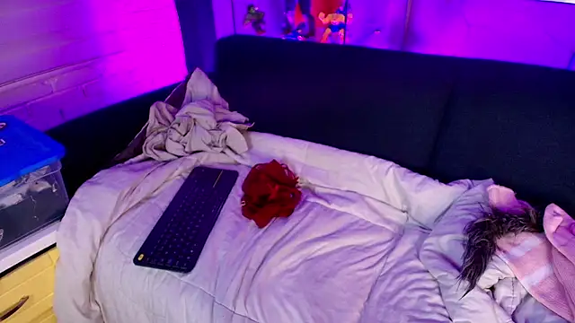 missa motato online show from February 14, 11:07 am