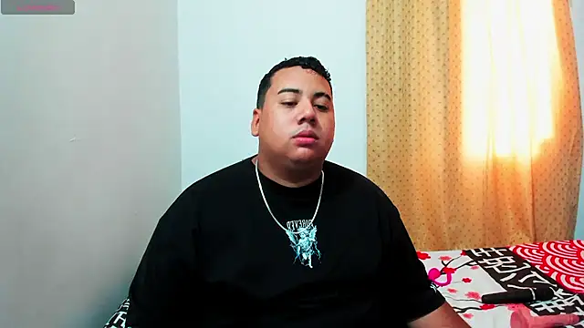 MICHAEL AND SHARON online show from January 8, 10:12 pm