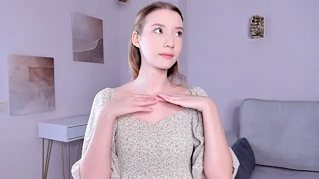 SunnivaCovil online show from February 25, 11:52 am