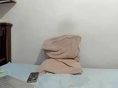 liam orion online show from September 18, 7:16 pm