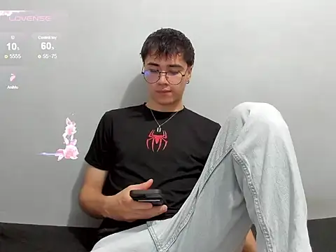 liam orion online show from November 12, 4:29 pm