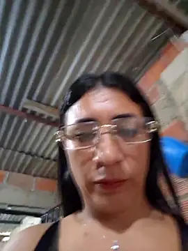 hot veteran01 online show from May 25, 10:38 pm