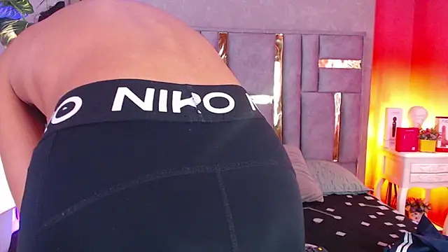 Tyla Ks online show from September 26, 7:40 pm