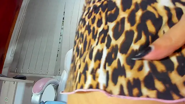 abigail fx online show from March 4, 3:11 am