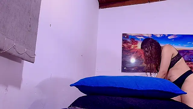 abigail fx online show from September 17, 3:08 am