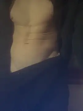 cazzone912025 online show from April 3, 2:31 am