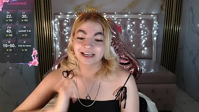 lili conor s online show from September 30, 3:33 am