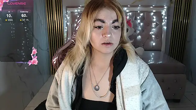 lili conor s online show from October 2, 3:57 am