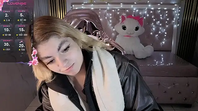 lili conor s online show from November 5, 3:17 am