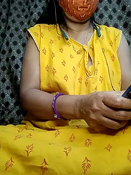 Snapshot of IND9876 chatting on February 21, 5:31 pm IND9876 online show from February 21, 5:31 pm