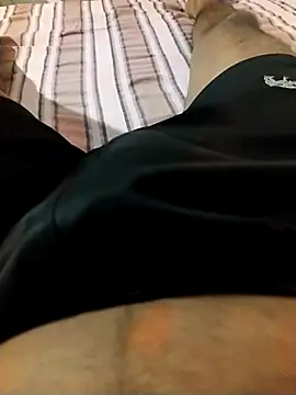 Snapshot of hugedick12 chatting on March 10, 4:14 pm hugedick12 online show from March 10, 4:14 pm