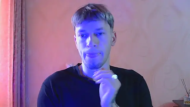 frama666 online show from November 3, 8:26 am