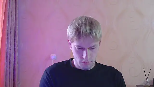 frama666 online show from March 31, 9:10 am