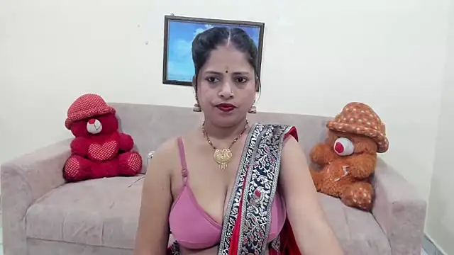 leahgotiii online show from September 12, 3:39 am