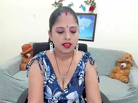 leahgotiii online show from June 3, 2:58 am