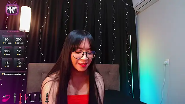 miyakimi0101 online show from February 15, 12:40 am