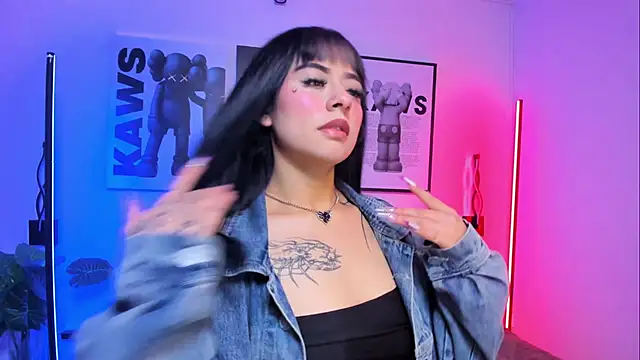 Selene bennet online show from February 1, 4:16 pm