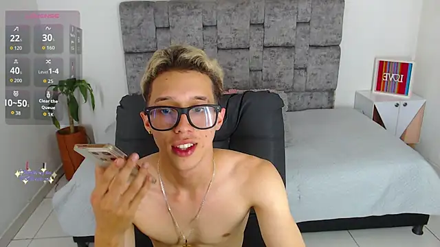 skinny bigcock02 online show from December 18, 8:48 pm