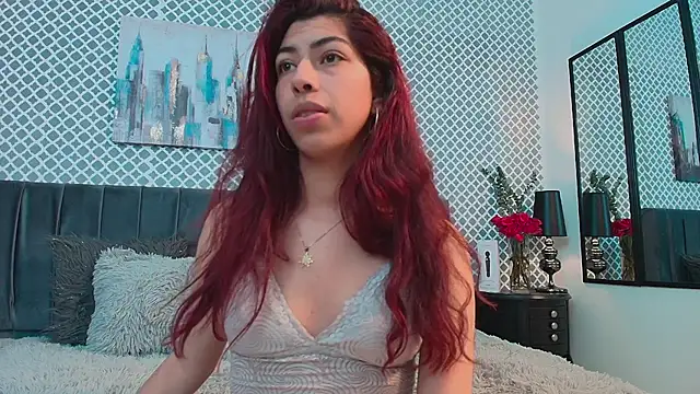 Snapshot of Cassie_bloom chatting on March 18, 9:52 am Cassie bloom online show from March 18, 9:52 am