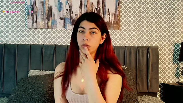 Snapshot of Cassie_bloom chatting on September 26, 4:05 am Cassie bloom online show from September 26, 4:05 am